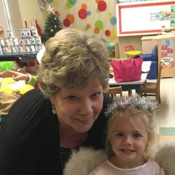 Meet your Posher, Carol - Picture 1 of 1